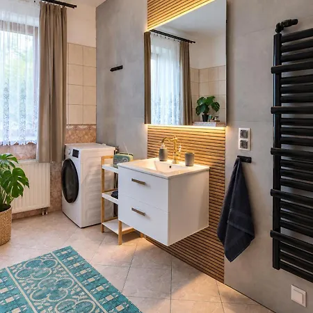 Ramzowka - Dom Z Bilardem, Sauna I Jacuzzi * Nowy Sącz